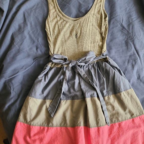 Colorblock Skater Sundress - Picture 4 of 7